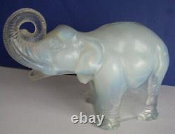 VERY RARE JOBLING OPALIQUE OPALESCENT ELEPHANT c1934 REG NO 79570