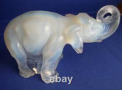 VERY RARE JOBLING OPALIQUE OPALESCENT ELEPHANT c1934 REG NO 79570