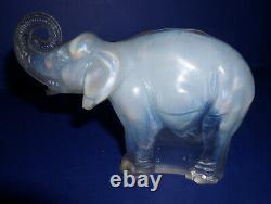 VERY RARE JOBLING OPALIQUE OPALESCENT ELEPHANT c1934 REG NO 79570