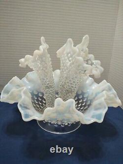 VINTAGE FENTON BLUE OPALESCENT HOBNAIL EPERGNE 3 Flower art vase fine condition