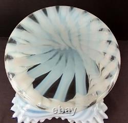 Vintage 1930's Fenton White Opalescent Top Hat Blue Ridge Vase Swirl Spiral RARE