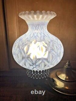 Vintage Brass Genie Lamp Fenton Snowflake Glass Shade Rare Opalescent Ruffled