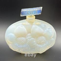 Vintage Caron Voeu De Noel Opalescent & Gold Perfume Bottle 1939 France Floral