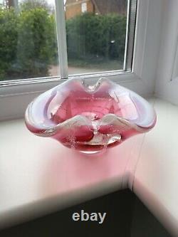 Vintage Czech Ruby Opalescent Bullicante Lines Art Glass Vase