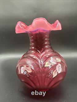 Vintage Fenton 1994 C9155 HQ Cranberry Opalescent Vase WithSticker Artist Signed