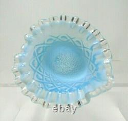 Vintage Fenton Glass Blue Opalescent Diamond Lace Epergne 3 Horns