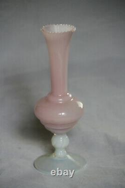 Vintage Italian LG Pink Opaline Bud Stem Vase Italy 20cm 7.9in Opalescent Base