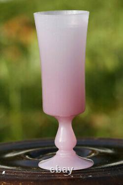 Vintage Italian Pink Opaline Bud Stem Vase Glass 15,5cm 6in Pink Base Murano