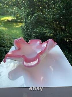 Vintage Murano Art Glass Bowl Fratelli Toso Opalescent Pink Sfumato Mid Century