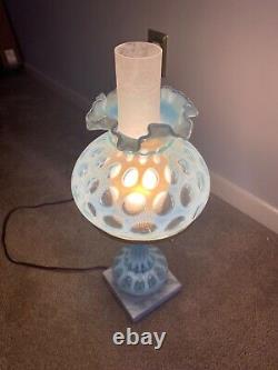 Vintage Opalescent Blue Fenton Glass Lamp Tested Working