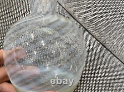 Vintage Spiral / Swirl Opalescent Art Glass Vase