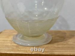 Vintage Spiral / Swirl Opalescent Art Glass Vase