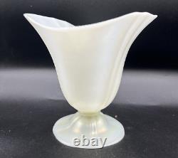Vintage Steuben Art Glass-Opalescent Verre De Soie Grotesque Ovid Pedestal Vase