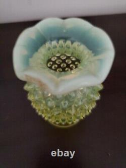 Vintage USA Fenton Vaseline Hobnail Topaz Opalescent Art Glass Flower Bud Vase