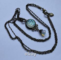 Vtg Sweet Romance USA Necklace Opalescent Cameo Glass Man Moon Pendant Necklace