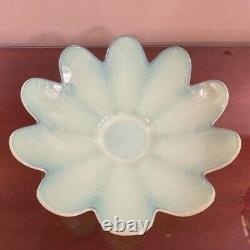 YALOS CASA MURANO Lime Green Opalescent Italian Art Glass Petal Bowl 13 1/2 D