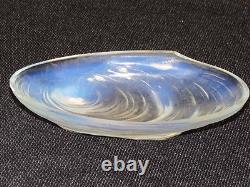 05d46 Ancien Poche Vide Art Déco en Verre Opalescent Signé VERNON SABINO Coquillage