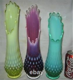 3 Vases vintage Fenton Hobnail Opalescent en forme de fleur: Topaze, Vaseline, Prune, Vert.