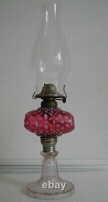Antiique Fenton Cranberry Snowflake Opalescent Oil Lampe 16 Tall