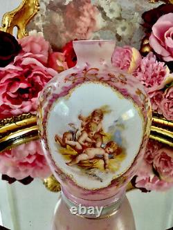 Antique Rose Opaline Verre De Lait Peint À La Main Vase Cherubs Angels Incroyable