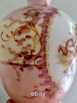 Antique Rose Opaline Verre De Lait Peint À La Main Vase Cherubs Angels Incroyable