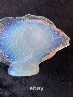 Art déco Poisson en verre opalescent français Jolivet 1925 Sabino