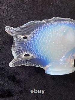 Art déco Poisson en verre opalescent français Jolivet 1925 Sabino