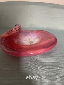 Bol en verre d'art blanc opalin italien Murano, rose et or par Fratelli Toso Co.