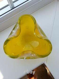 Bol en verre d'art bullecant opalescent jaune vintage de Murano C1960's A. Seguso