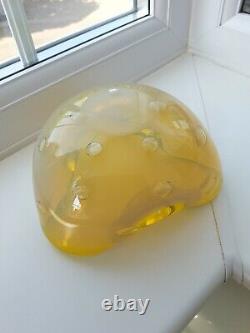 Bol en verre d'art bullecant opalescent jaune vintage de Murano C1960's A. Seguso