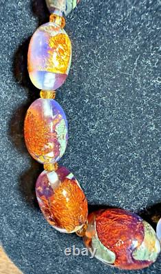 Collier / Choker en perles graduées en verre opalescent en feuille vénitienne antique