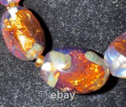 Collier / Choker en perles graduées en verre opalescent en feuille vénitienne antique