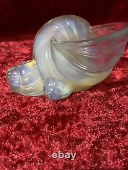 Coquille d'escargot opalescente en verre d'art signée et étiquetée de Sabino Vintage