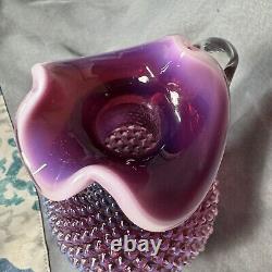 Décanter vintage Fenton en opaline prune avec bouchon MCM