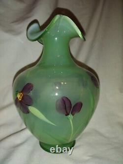 Fenton 2006 Splendeur En Verre Opaline Sur Vase De Recouvrement Vert De Fern