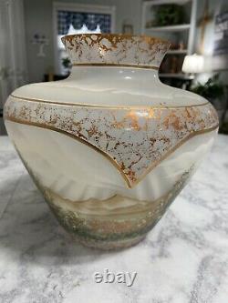 Fenton Après La Pluie Famille Française D'opalescent Signature Vase Connoisseur