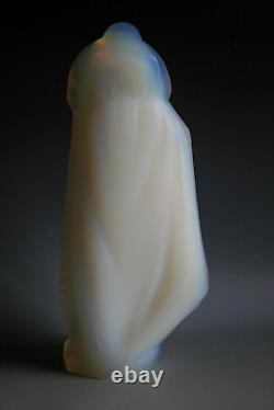 Figure de verre opalescent Art Déco rare de Georges Chauvel, possiblement pour Etling, 6.1kg