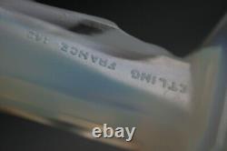 Figurine en verre opalescent Art Déco Etling Femme avec Agneau 27 CM