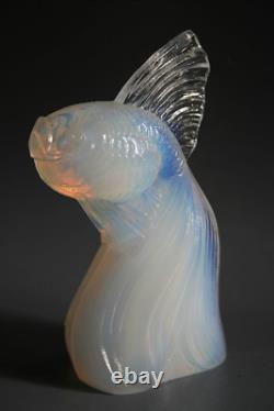 Figurine en verre opalescent de poisson Etling Art Déco