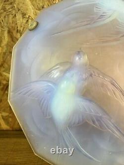 Grand Lustre de Suspension en Verre, Ezan France, Art Déco Opalescent, Décor Les Oiseaux