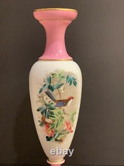 Impressionnant Baccarat 19ème C. Verre Opaline Français Peint À La Main Vase 17 Tall