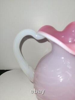 Jarre en verre opalescent rose victorien de 9 pouces B20