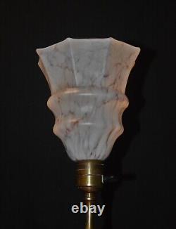 Lampe Art Nouveau Edwardienne Vintage C1910 en colonne mise en scène avec abat-jour en Opaline fait main