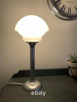 Lampe De Table En Chrome Art Déco Avec Nuance Opaline Blanc Rewired