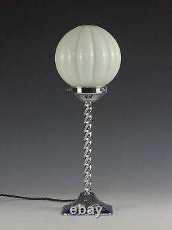 Lampe de table Art Déco avec globe de citrouille en opaline blanche