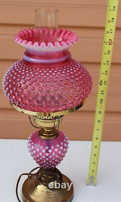Lg Wright / Fenton Verre Opalescent Cranberry Hobnail Lampe 17 Tall