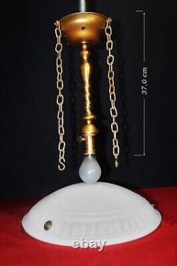 Lustre pendentif en verre opalin de lait en verre de lune Jefferson original des années 1930