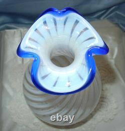 Mintvintage30'sfenton Glassblue Ridgeopalescentspiralv Src10bottle/vase