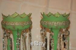 Paire Antique Français Vert Opaline & Gilt & Cut Verre Mantle Vases Lustres