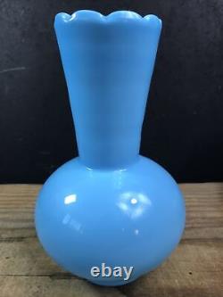 Paire De Vases Antiques En Verre Opaline Bleu Bristol